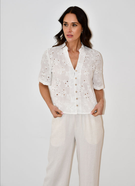 LX2521-J White Embroidered Button