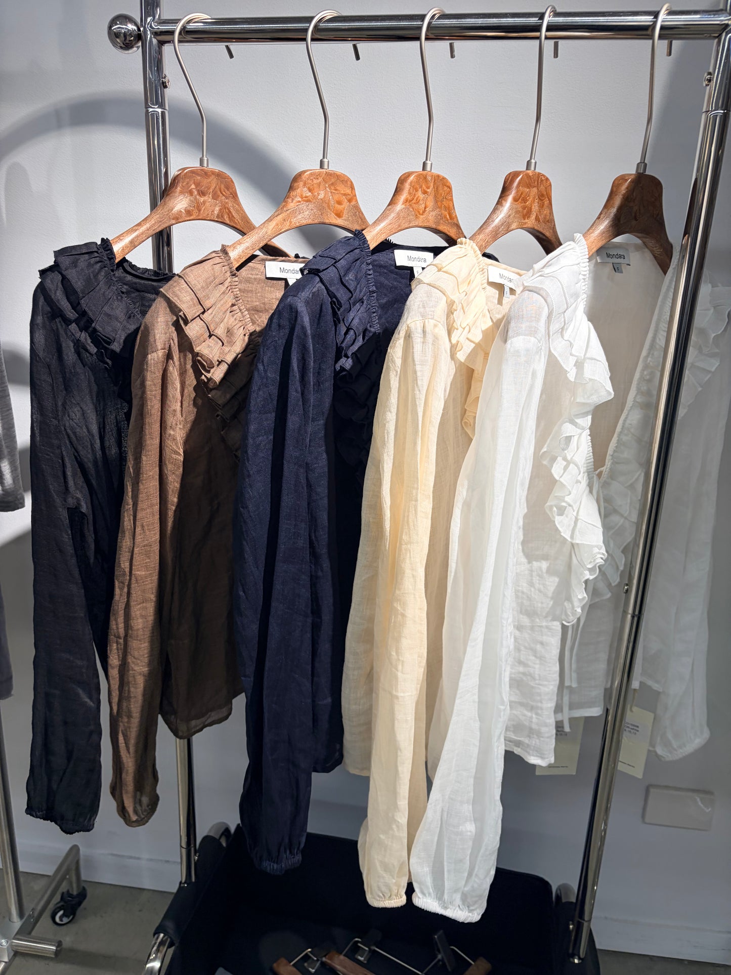 1069 TEXTURED SHIRT