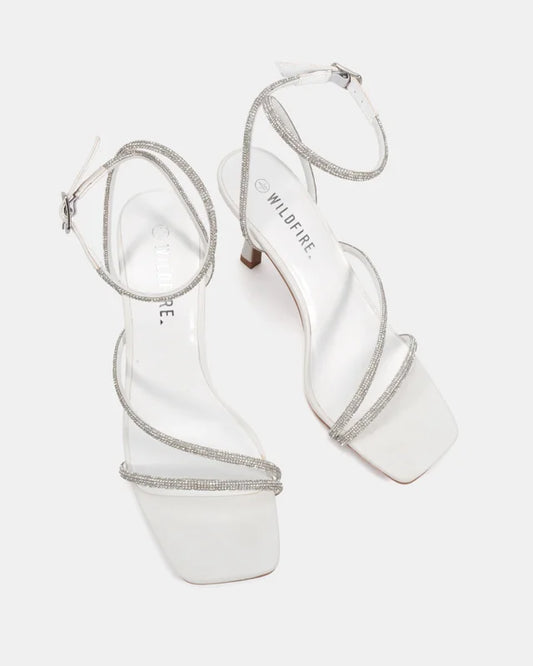 FILLY - WHITE, BLACK SATIN & NATURAL