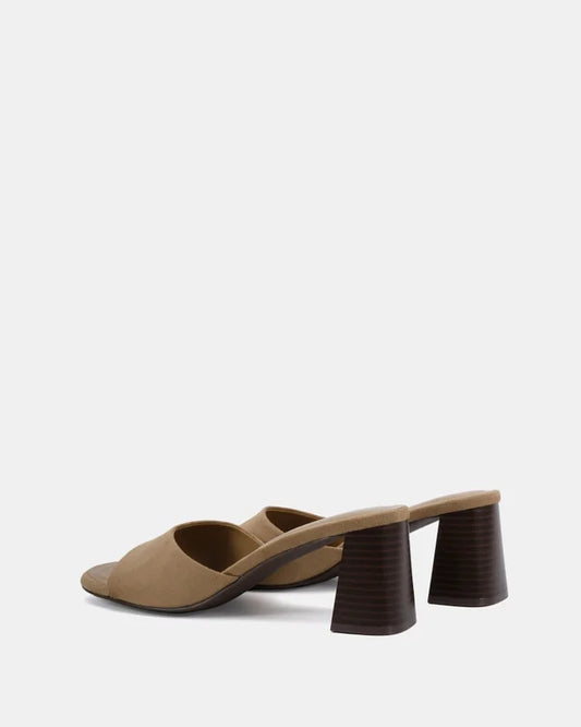 Alia - black & beige