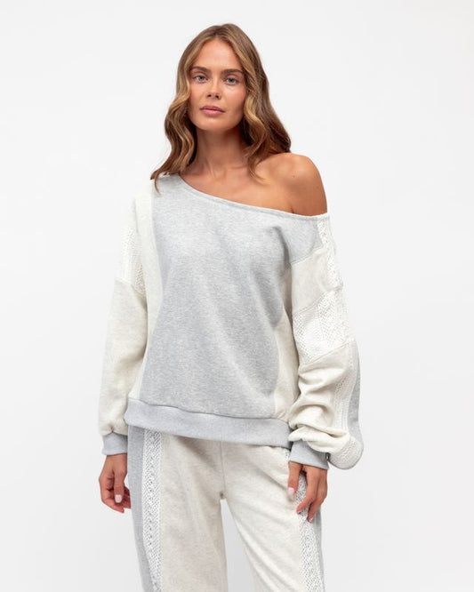 VV11929/O SWEET EDGE SWEATER