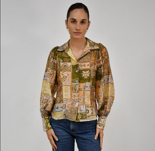 LX2513J - Vintage Patchwork Print Blouse