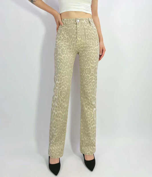 CGJ1763 - LIGHT ANIMAL PRINT JEANS