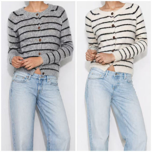 JM20261 - STRIPE KNIT CARDI