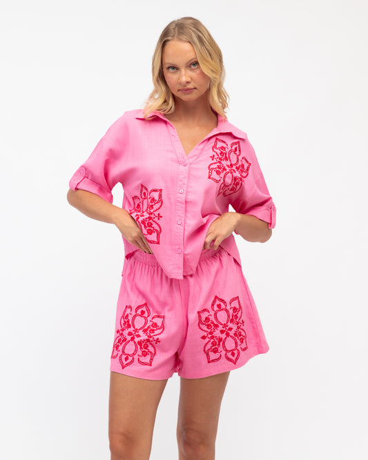 LOL70746/O NORA EMBROIDERED SHORTS