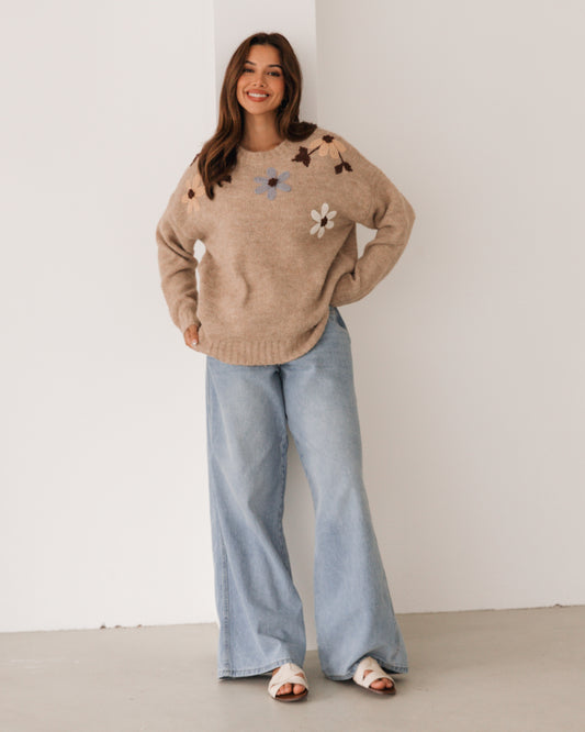 LOL71104/O FLOWER DETAIL KNIT JUMPER