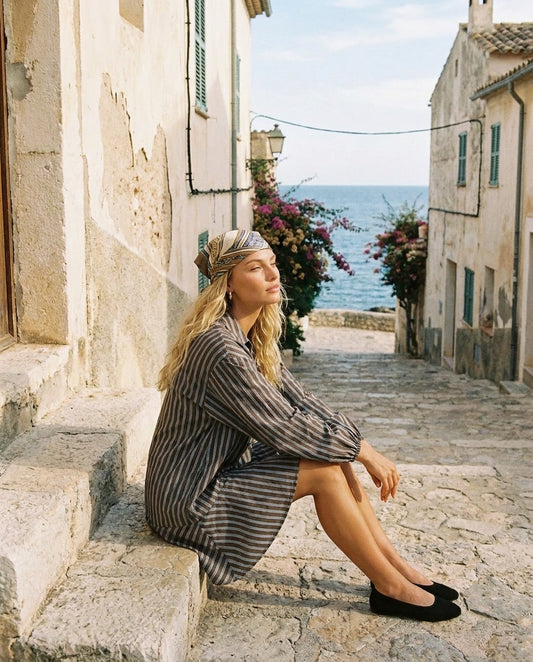 paper heart black and white dress Colorblock Velvet Double Breasted Short Blazer Dress main image 0