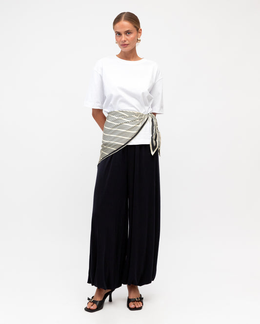 TF11833/O tee with scarf
