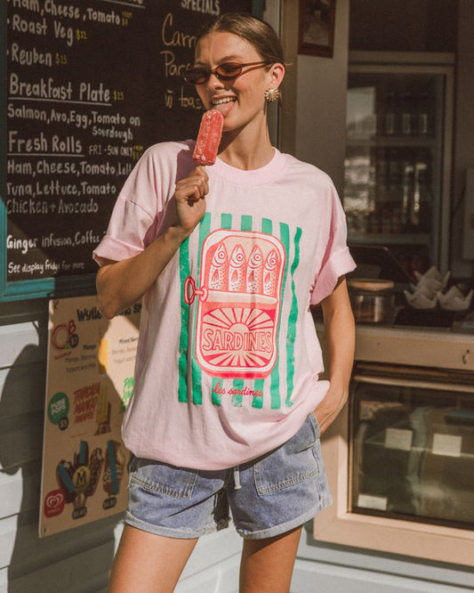 PHE13125 & PHE13126 /O SARDINES TEE