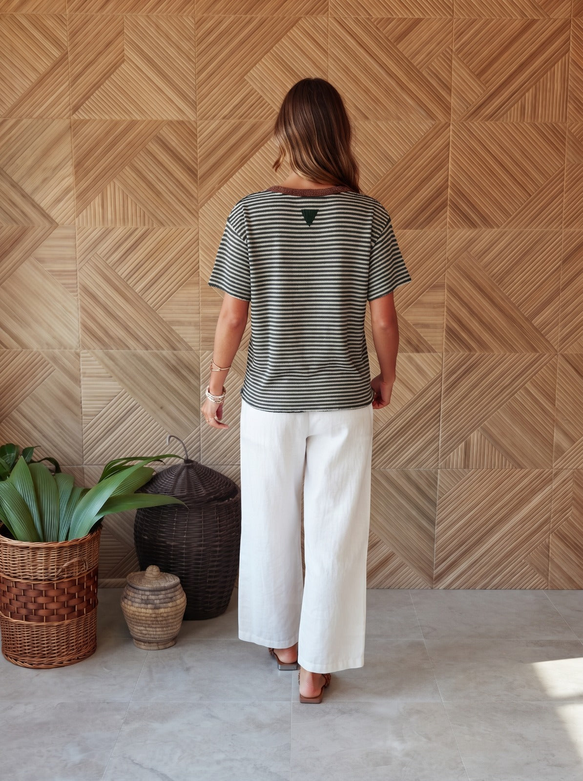 M04660262/O TOP