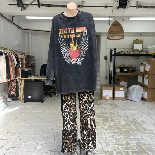 684-1 Black Acid Wash Wake the World Set