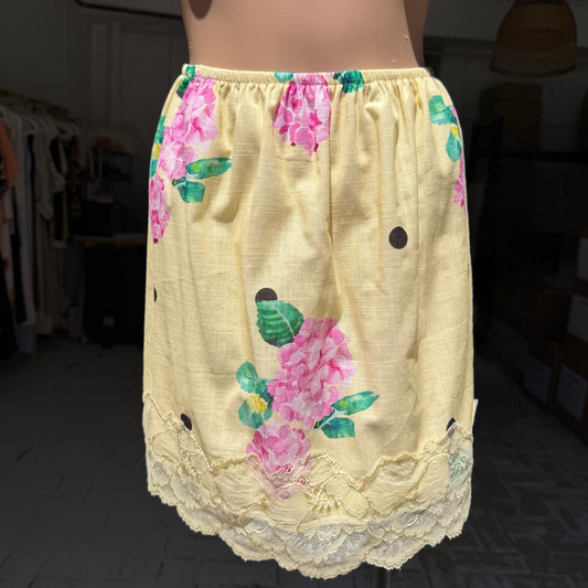 56-1 Yellow Polka Hydrangea Lace Mini Skirt