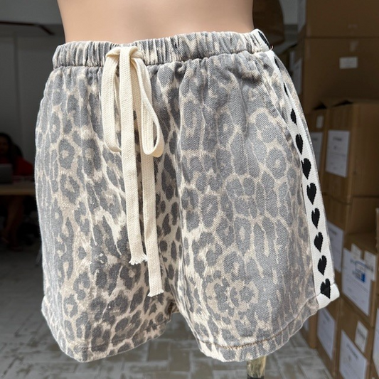 734-7 Leopard Black Heart Shorts