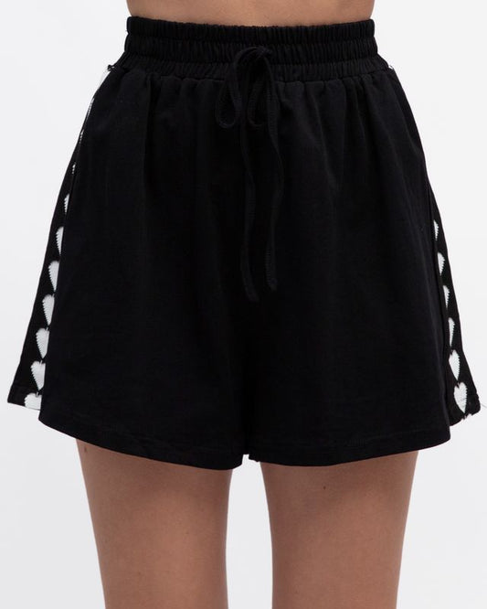 VV11529-4/O HEART SHORTS