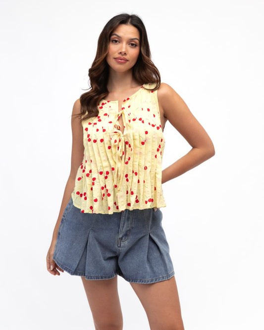 PH11919-2/O - CHERRY'S TOP