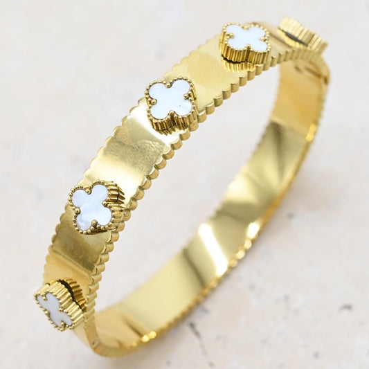 JMU-B Clover Bracelet